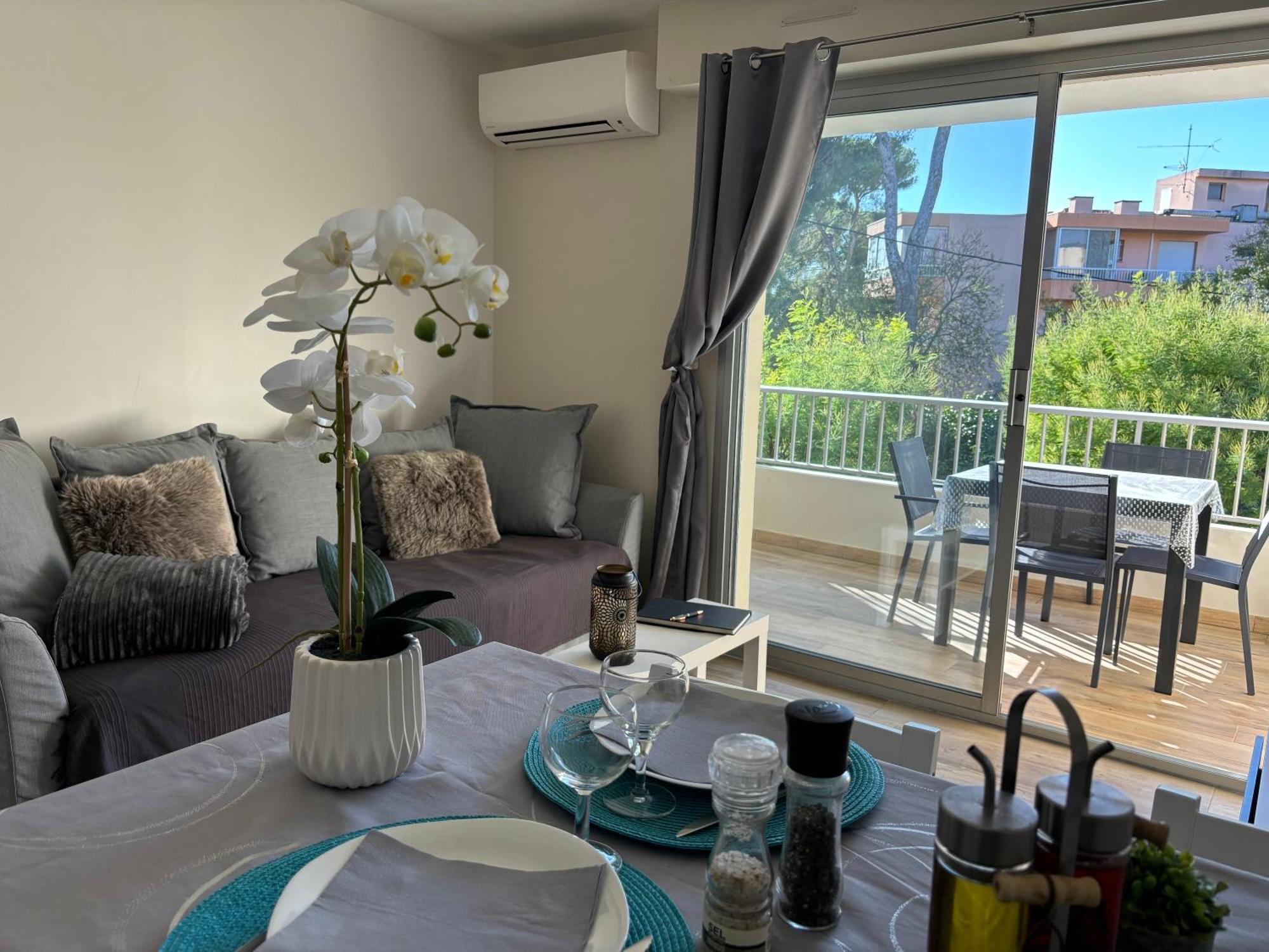 Apartment Proche Centre Climatise 4 Personnes